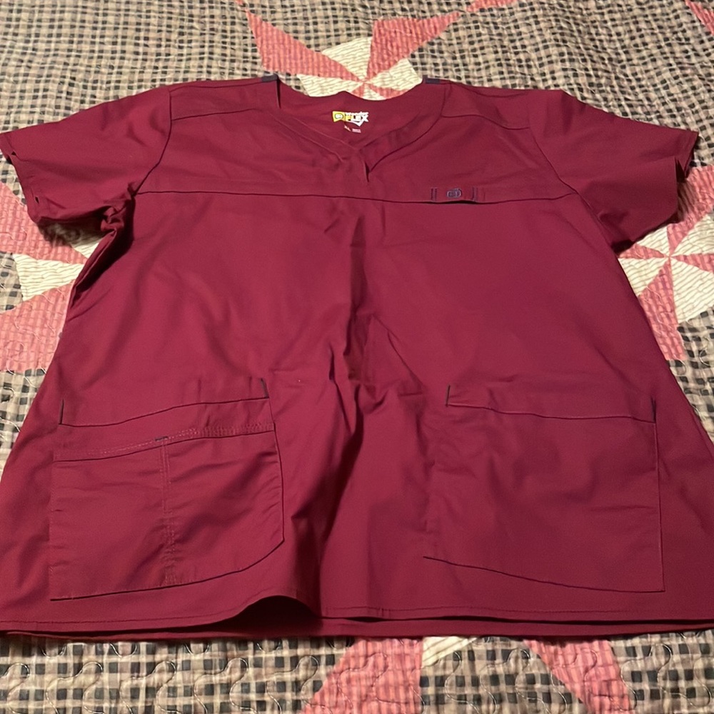 Scrubs - Picture 3 of 4